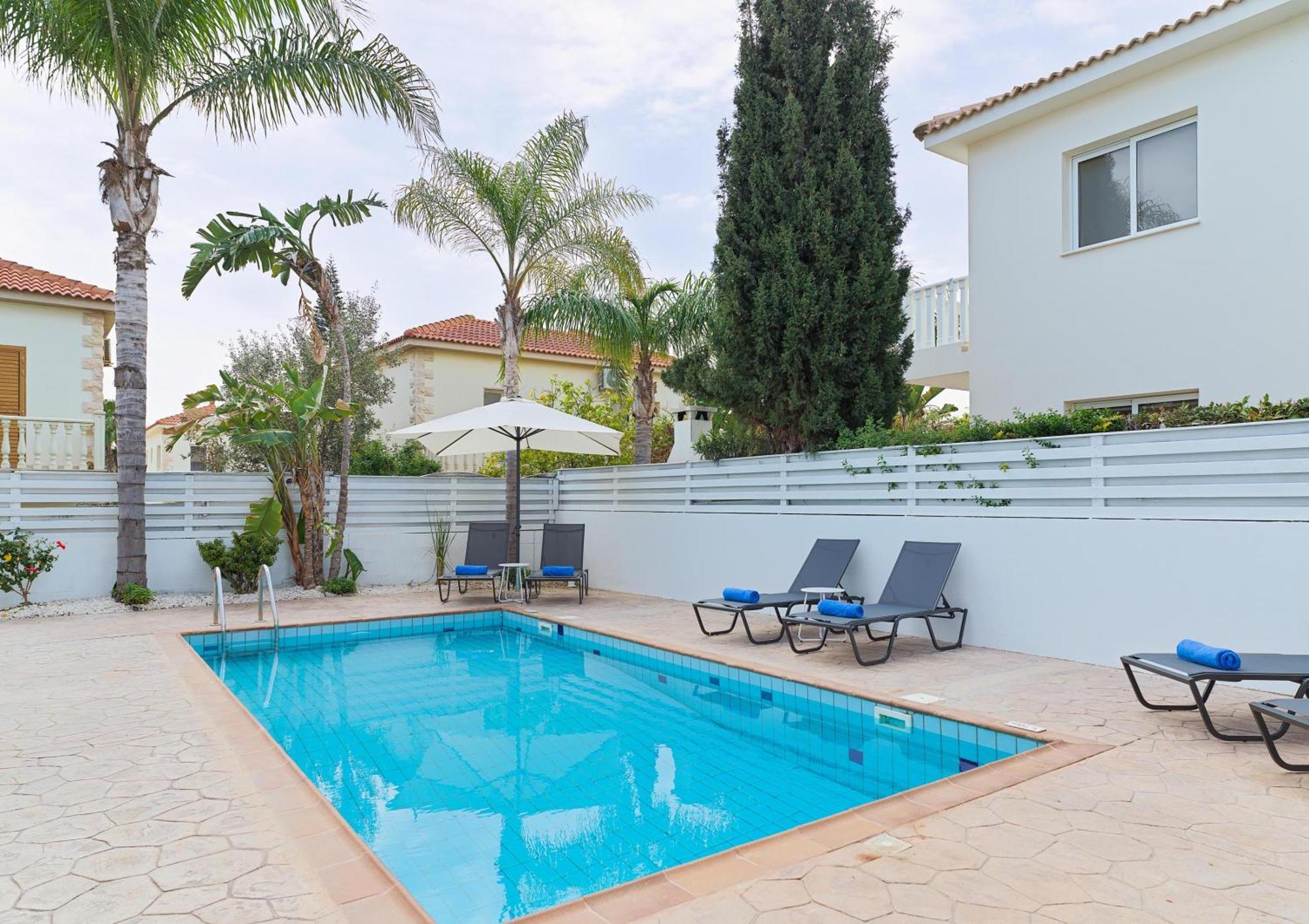 Luxvillasrentals Айя-Напа Экстерьер фото